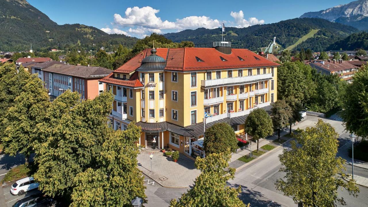 Hotel Vier Jahreszeiten Garmisch-Partenkirchen Bagian luar foto